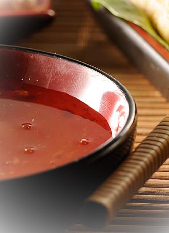 Application de caramel colorant dans les sauces